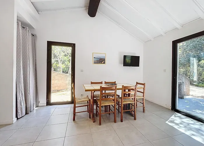 Holiday home Mini At 150m From The Of Santa Giulia Porto-Vecchio (Corsica)